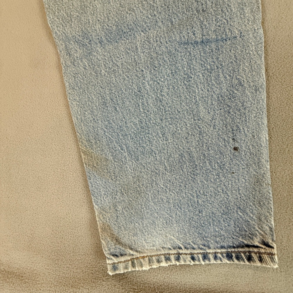 Levi's Relaxed Straight Leg Jeans Mens 40x32 Light Wash Distressed 550 Thrashed - Picture 16 of 16